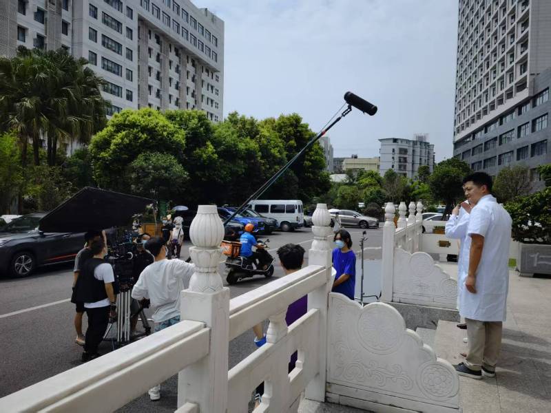 合作市广告片拍摄公司低成本实现高规格制作的诀窍